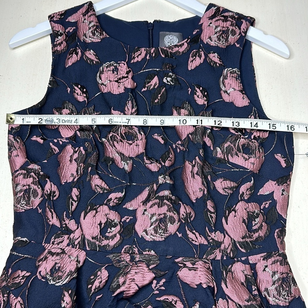 NWT‎ Vince Camuto Navy Floral Jacquard Ruffle Cocktail Dress Size 4 - Picture 13 of 14